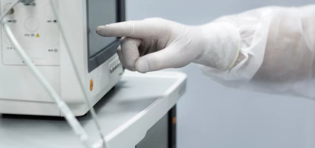 /hygiene/Advanced-Sterilization-Equipment.webp