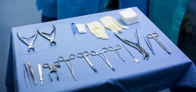 /hygiene/Instrument-Disinfection.webp